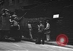 Immagine di Stati Uniti Marines guardia Naval Air Station Pearl Harbor Hawaii USA, 1941, secondo 27 filmato di repertorio 65675061834