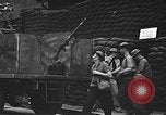 Immagine di Stati Uniti Marines guardia Naval Air Station Pearl Harbor Hawaii USA, 1941, secondo 45 filmato di repertorio 65675061834