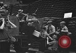 Immagine di Stati Uniti Marines guardia Naval Air Station Pearl Harbor Hawaii USA, 1941, secondo 54 filmato di repertorio 65675061834