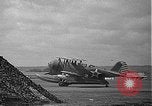 Standbild US Military Aircraft auf Ford Island Pearl Harbor Hawaii USA, 1942, aus Sekunde 44 historischem Filmmaterial Videoclip 65675061838