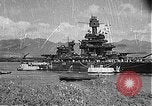 Standbild Navy Liberty party Pearl Harbor Hawaii USA, 1942, aus Sekunde 1 historischem Filmmaterial Videoclip 65675061842