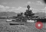 Standbild Navy Liberty party Pearl Harbor Hawaii USA, 1942, aus Sekunde 7 historischem Filmmaterial Videoclip 65675061842