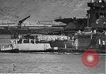 Standbild Navy Liberty party Pearl Harbor Hawaii USA, 1942, aus Sekunde 32 historischem Filmmaterial Videoclip 65675061842