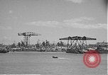 Standbild Navy Liberty party Pearl Harbor Hawaii USA, 1942, aus Sekunde 43 historischem Filmmaterial Videoclip 65675061842