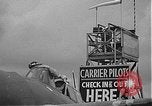Standbild USA Piloten Kaneohe Bay Hawaii USA, 1942, aus Sekunde 8 historischem Filmmaterial Videoclip 65675061846