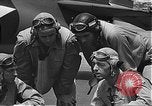 Standbild USA Piloten Kaneohe Bay Hawaii USA, 1942, aus Sekunde 27 historischem Filmmaterial Videoclip 65675061846