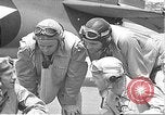 Standbild USA Piloten Kaneohe Bay Hawaii USA, 1942, aus Sekunde 39 historischem Filmmaterial Videoclip 65675061846