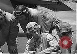 Standbild USA Piloten Kaneohe Bay Hawaii USA, 1942, aus Sekunde 41 historischem Filmmaterial Videoclip 65675061846