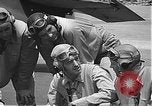 Standbild USA Piloten Kaneohe Bay Hawaii USA, 1942, aus Sekunde 43 historischem Filmmaterial Videoclip 65675061846