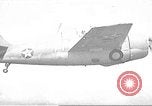 Image CAPC John Thach et Lt Edward O'Hare flying F4F Aéronefs Kaneohe Hawaii USA, 1942, de la seconde 1 séquences d'archives historiques vidéo 65675061851