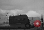 Image CAPC John Thach et Lt Edward O'Hare flying F4F Aéronefs Kaneohe Hawaii USA, 1942, de la seconde 46 séquences d'archives historiques vidéo 65675061851