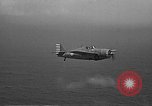Image pilotes de Navy VF-3 battant F4F Wildcat aéronefs Hawaii USA, 1942, de la seconde 10 séquences d'archives historiques vidéo 65675061853