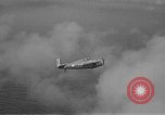 Image pilotes de Navy VF-3 battant F4F Wildcat aéronefs Hawaii USA, 1942, de la seconde 27 séquences d'archives historiques vidéo 65675061853