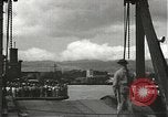 Standbild zivilen Arbeitskräfte Pearl Harbor Hawaii USA, 1942, aus Sekunde 26 historischem Filmmaterial Videoclip 65675061861
