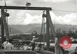 Standbild zivilen Arbeitskräfte Pearl Harbor Hawaii USA, 1942, aus Sekunde 31 historischem Filmmaterial Videoclip 65675061861
