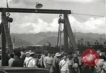 Standbild zivilen Arbeitskräfte Pearl Harbor Hawaii USA, 1942, aus Sekunde 46 historischem Filmmaterial Videoclip 65675061861