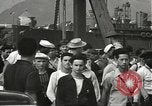 Standbild zivilen Arbeitskräfte Pearl Harbor Hawaii USA, 1942, aus Sekunde 61 historischem Filmmaterial Videoclip 65675061861