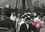 Standbild zivilen Arbeitskräfte Pearl Harbor Hawaii USA, 1942, aus Sekunde 62 historischem Filmmaterial Videoclip 65675061861