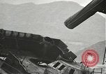 Standbild Arbeitnehmer entfernen Fockmast der USS Arizona Pearl Harbor Hawaii USA, 1942, aus Sekunde 49 historischem Filmmaterial Videoclip 65675061864