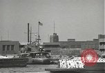 Standbild USA Segler Pearl Harbor Hawaii USA, 1942, aus Sekunde 34 historischem Filmmaterial Videoclip 65675061867