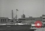 Standbild USA Segler Pearl Harbor Hawaii USA, 1942, aus Sekunde 47 historischem Filmmaterial Videoclip 65675061867
