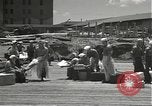 Standbild Liberty party Pearl Harbor Hawaii USA, 1945, aus Sekunde 5 historischem Filmmaterial Videoclip 65675061868