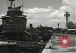Standbild Liberty party Pearl Harbor Hawaii USA, 1945, aus Sekunde 58 historischem Filmmaterial Videoclip 65675061868