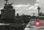 Standbild Liberty party Pearl Harbor Hawaii USA, 1945, aus Sekunde 62 historischem Filmmaterial Videoclip 65675061868
