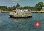 Standbild Arizona Memorial Honolulu Hawaii USA, 1962, aus Sekunde 43 historischem Filmmaterial Videoclip 65675061877