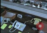 Standbild Personal der NORAD Command Operations Center Colorado United States USA, 1970, aus Sekunde 37 historischem Filmmaterial Videoclip 65675061912