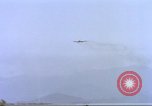 Image Contrat Airlines de Cam Ranh Bay Vietnam, 1966, de la seconde 35 séquences d'archives historiques vidéo 65675061932