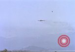 Image Contrat Airlines de Cam Ranh Bay Vietnam, 1966, de la seconde 37 séquences d'archives historiques vidéo 65675061932
