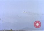 Image Contrat Airlines de Cam Ranh Bay Vietnam, 1966, de la seconde 45 séquences d'archives historiques vidéo 65675061932