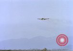 Image Contrat Airlines de Cam Ranh Bay Vietnam, 1966, de la seconde 54 séquences d'archives historiques vidéo 65675061932