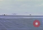 Immagine di Contratto airlines Cam Ranh bay Vietnam, 1967, secondo 9 filmato di repertorio 65675061933