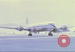 Immagine di Contratto airlines Cam Ranh bay Vietnam, 1967, secondo 30 filmato di repertorio 65675061933