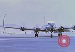 Immagine di Contratto airlines Cam Ranh bay Vietnam, 1967, secondo 32 filmato di repertorio 65675061933