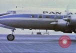 Immagine di Contratto airlines Cam Ranh bay Vietnam, 1967, secondo 43 filmato di repertorio 65675061933