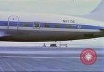 Immagine di Contratto airlines Cam Ranh bay Vietnam, 1967, secondo 47 filmato di repertorio 65675061933