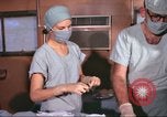 Standbild United States Army Krankenschwestern Vietnam, 1966, aus Sekunde 40 historischem Filmmaterial Videoclip 65675061967