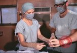 Standbild United States Army Krankenschwestern Vietnam, 1966, aus Sekunde 47 historischem Filmmaterial Videoclip 65675061967