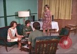 Immagine di Esercito degli Stati Uniti infermieri Il Vietnam, 1966, secondo 4 filmato di repertorio 65675061968