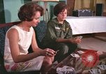 Immagine di Esercito degli Stati Uniti infermieri Il Vietnam, 1966, secondo 27 filmato di repertorio 65675061968