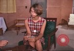 Immagine di Esercito degli Stati Uniti infermieri Il Vietnam, 1966, secondo 50 filmato di repertorio 65675061968