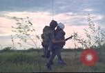 Standbild HH-43B Huskie Vietnam, 1965, aus Sekunde 30 historischem Filmmaterial Videoclip 65675061991