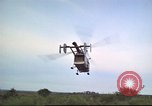 Standbild HH-43B Huskie Vietnam, 1965, aus Sekunde 58 historischem Filmmaterial Videoclip 65675061991