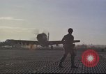 Standbild Douglas A-1E Sky raider Vietnam, 1965, aus Sekunde 7 historischem Filmmaterial Videoclip 65675061993
