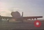 Standbild Douglas A-1E Sky raider Vietnam, 1965, aus Sekunde 12 historischem Filmmaterial Videoclip 65675061993