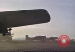 Standbild Douglas A-1E Sky raider Vietnam, 1965, aus Sekunde 17 historischem Filmmaterial Videoclip 65675061993