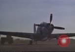 Standbild Douglas A-1E Sky raider Vietnam, 1965, aus Sekunde 41 historischem Filmmaterial Videoclip 65675061993